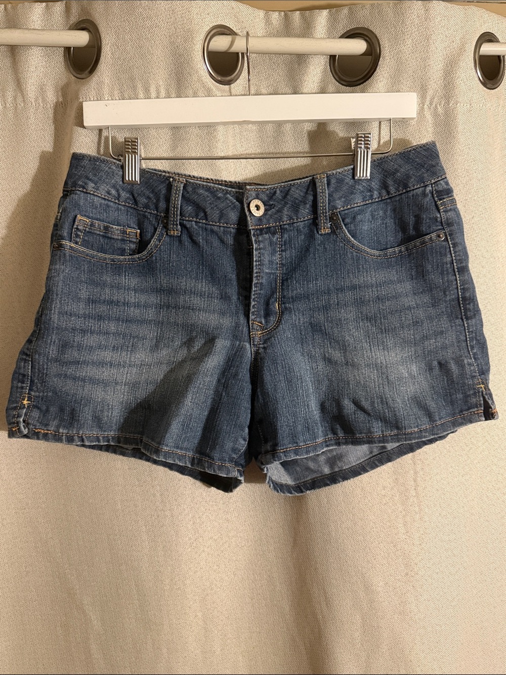 Faded Glory Women's Denim Shorts in Blue Wash